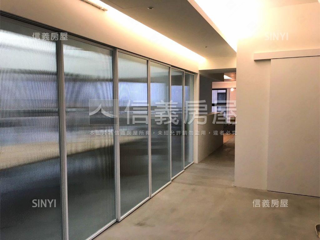 新莊站旁日系質感景觀戶房屋室內格局與周邊環境