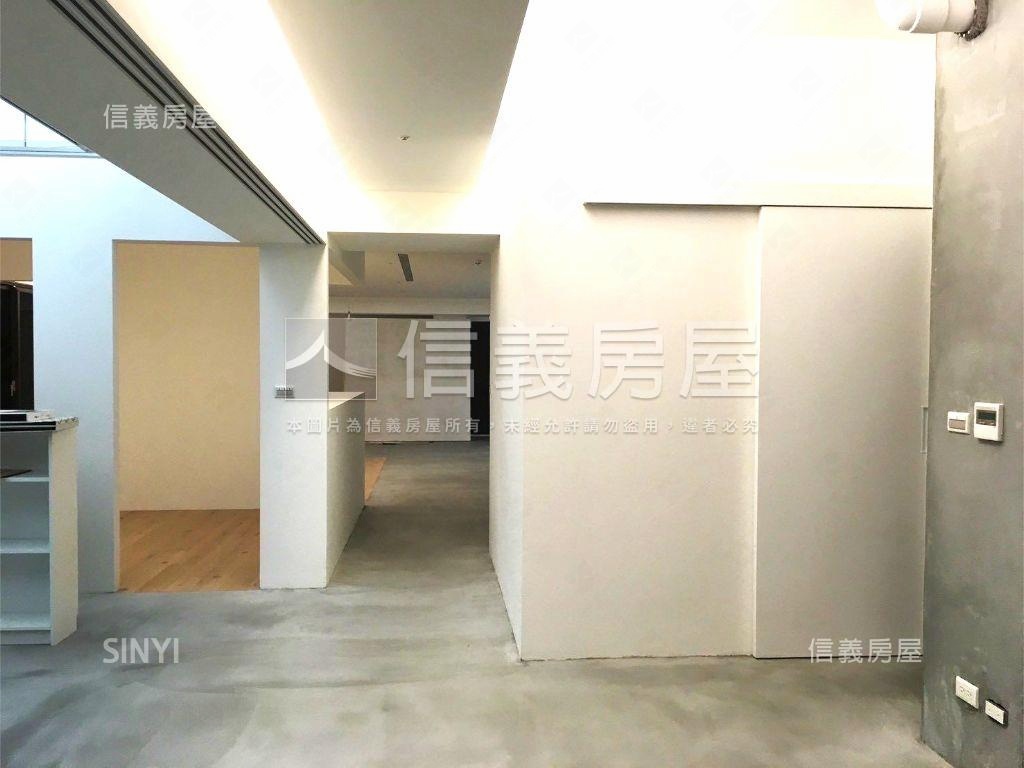 新莊站旁日系質感景觀戶房屋室內格局與周邊環境