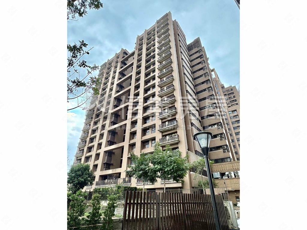 新莊站旁日系質感景觀戶房屋室內格局與周邊環境