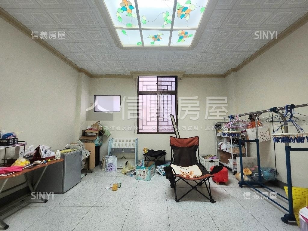 安平近公園透天房屋室內格局與周邊環境