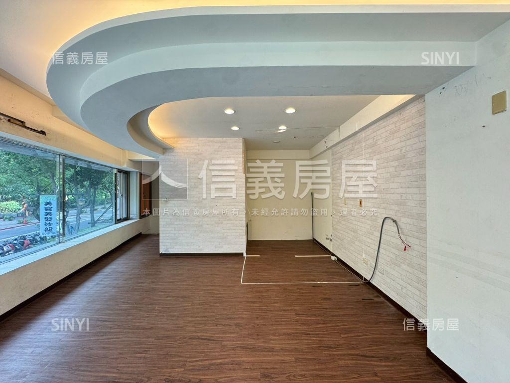 大馬路角窗金店面房屋室內格局與周邊環境