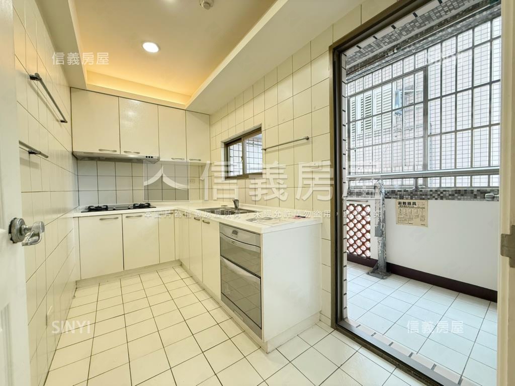 虎嘯中村採光三房房屋室內格局與周邊環境