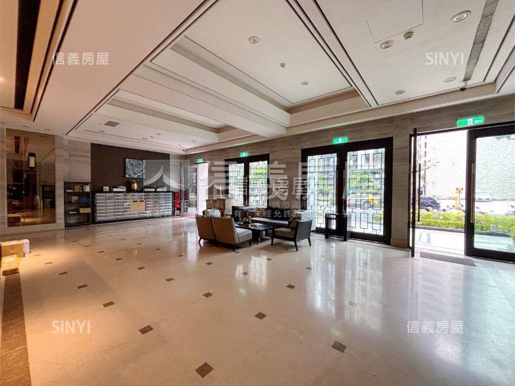世界馥小資美屋房屋室內格局與周邊環境
