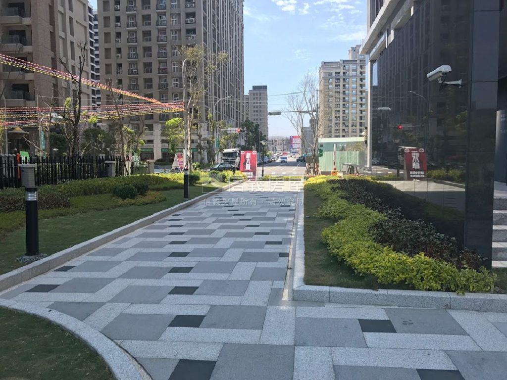世界馥小資美屋房屋室內格局與周邊環境