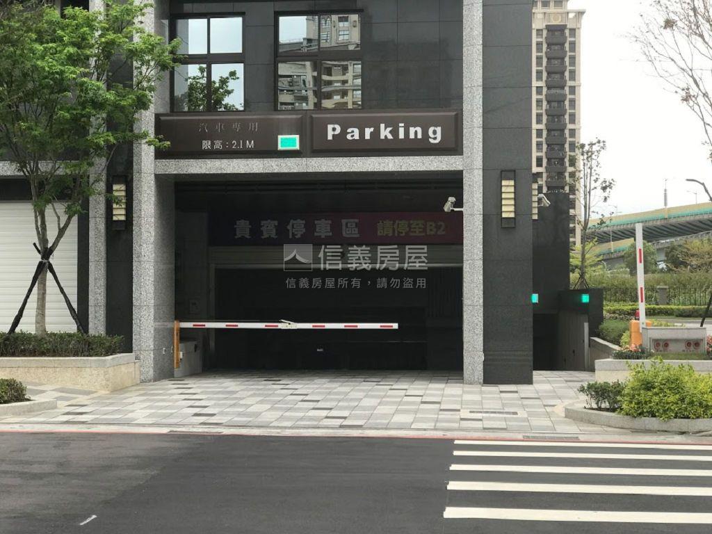 世界馥小資美屋房屋室內格局與周邊環境
