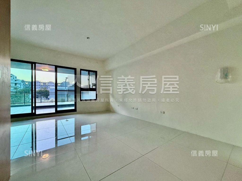 １４期全新雙車位別墅房屋室內格局與周邊環境