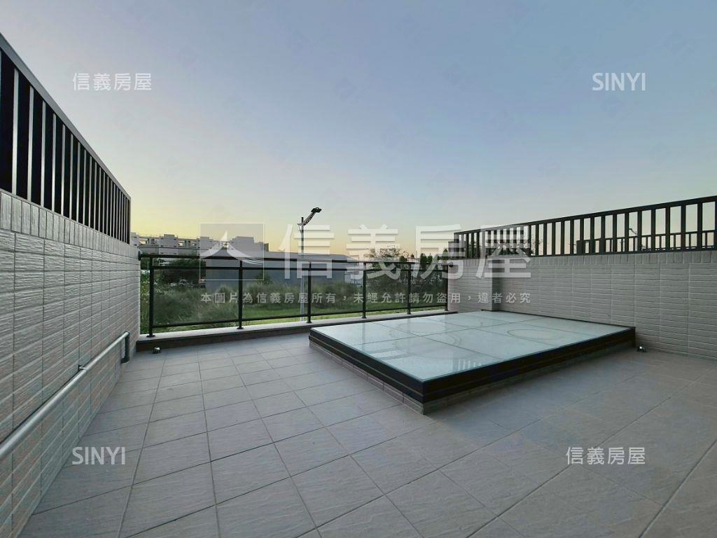 １４期全新雙車位別墅房屋室內格局與周邊環境