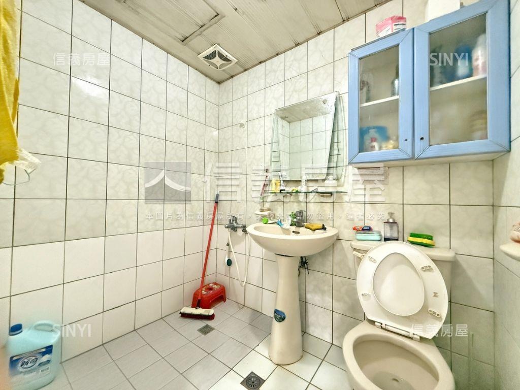 東方山河二期精品三房房屋室內格局與周邊環境