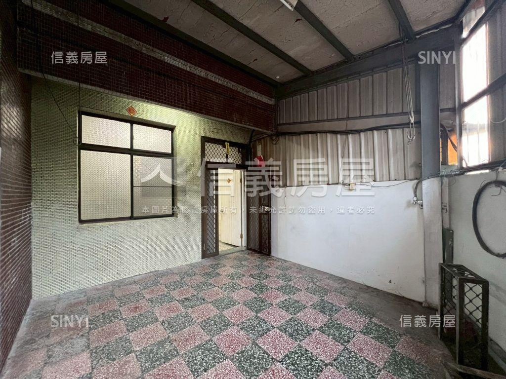 南區小資成交透天房屋室內格局與周邊環境