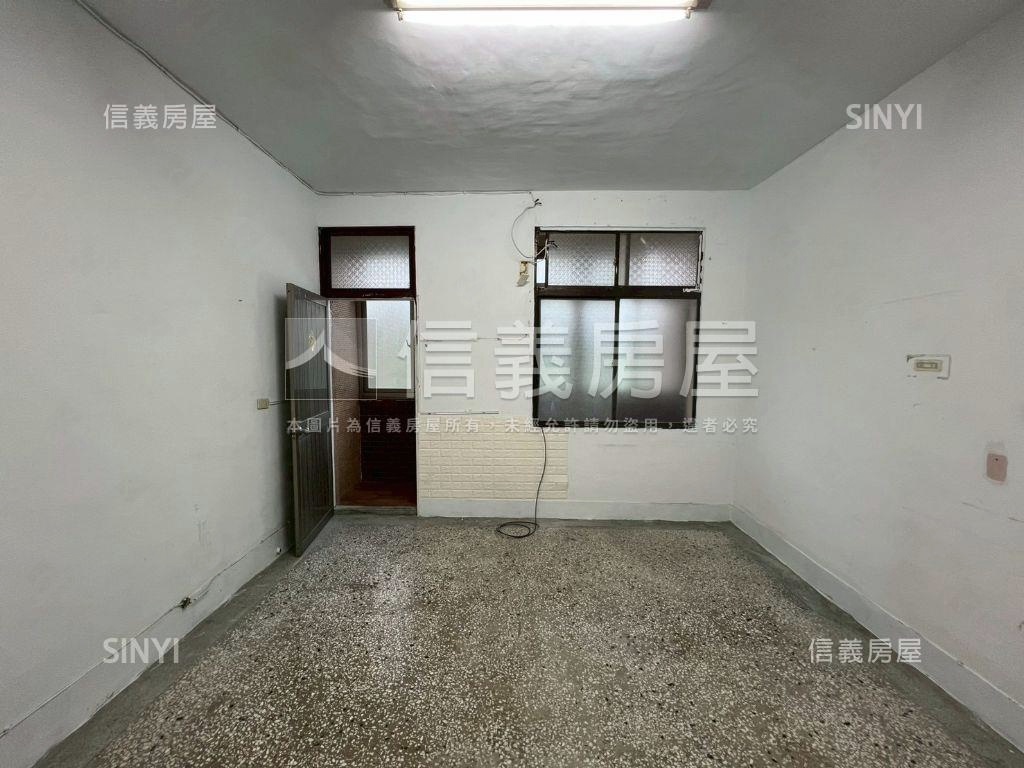 南區小資成交透天房屋室內格局與周邊環境