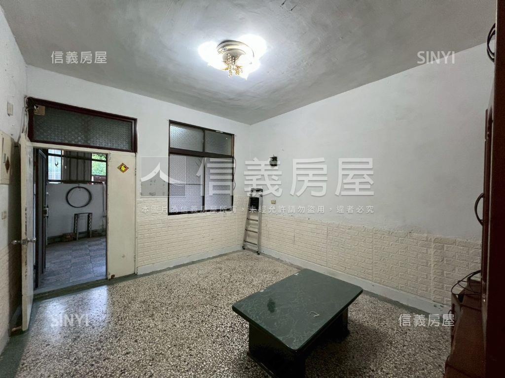 南區小資成交透天房屋室內格局與周邊環境