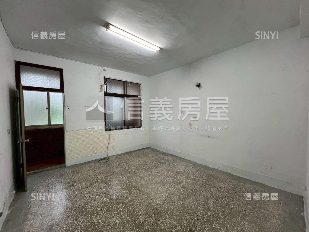 南區小資成交透天房屋室內格局與周邊環境