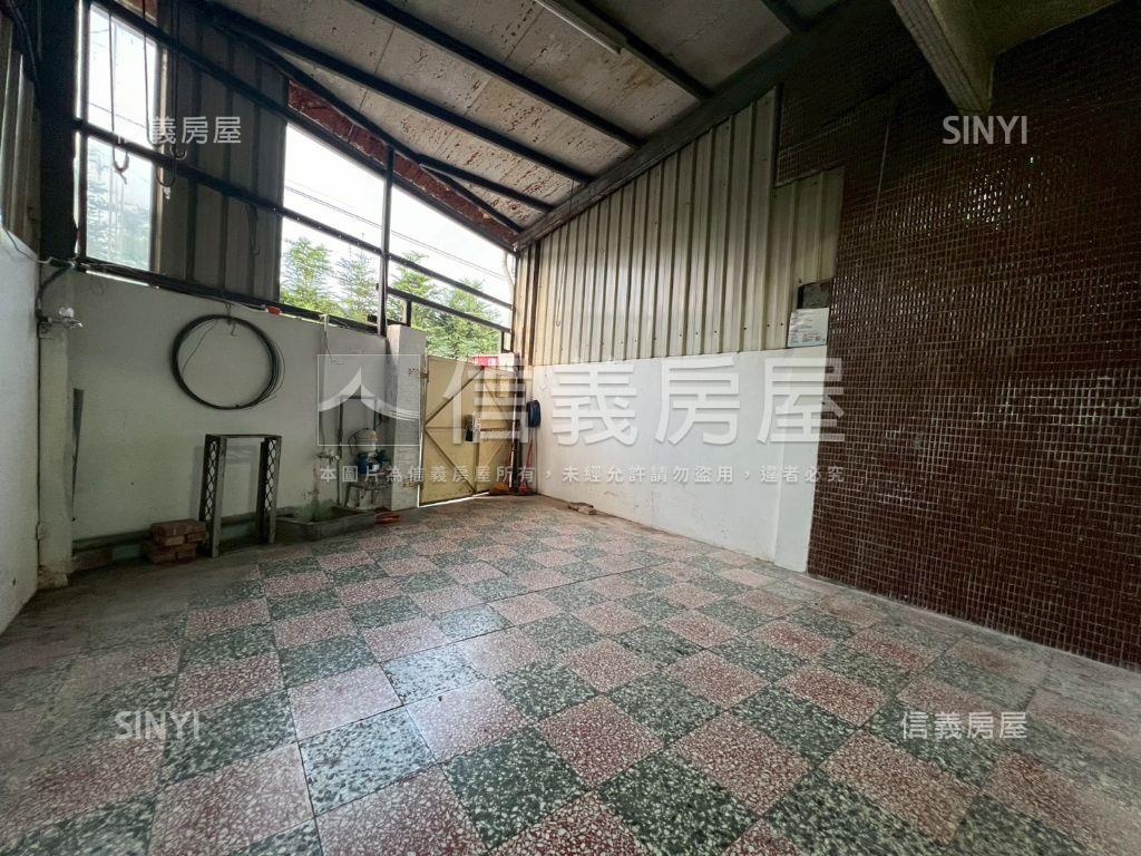 南區小資成交透天房屋室內格局與周邊環境