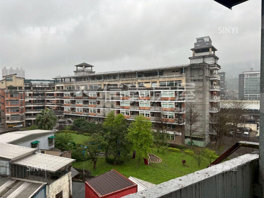 汐止車站旁收租好寓房屋室內格局與周邊環境