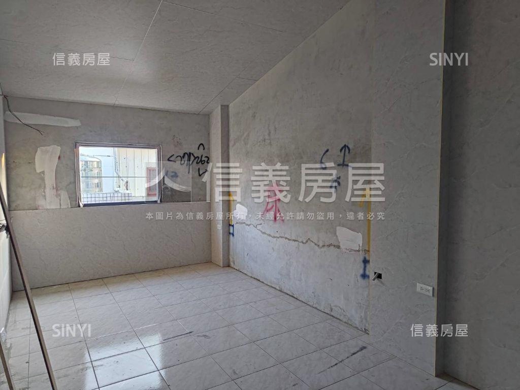 仁德｜二行大面寬整新透天房屋室內格局與周邊環境