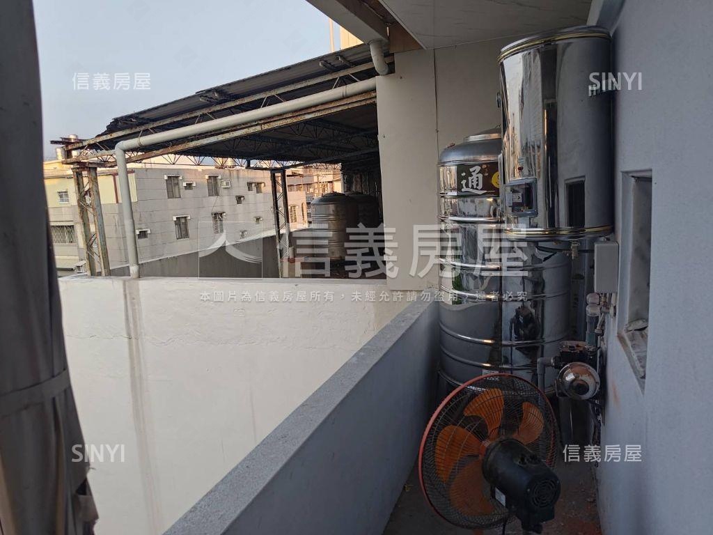 仁德｜二行大面寬整新透天房屋室內格局與周邊環境