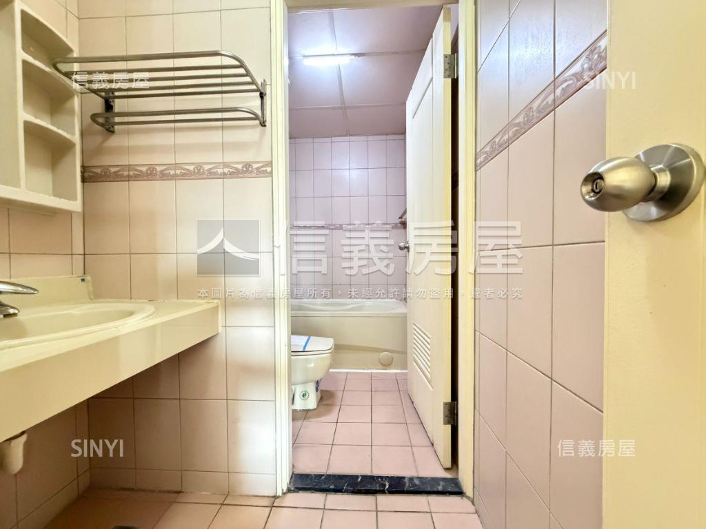 強！中央公園震後三房平車房屋室內格局與周邊環境