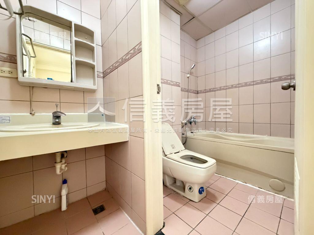 強！中央公園震後三房平車房屋室內格局與周邊環境