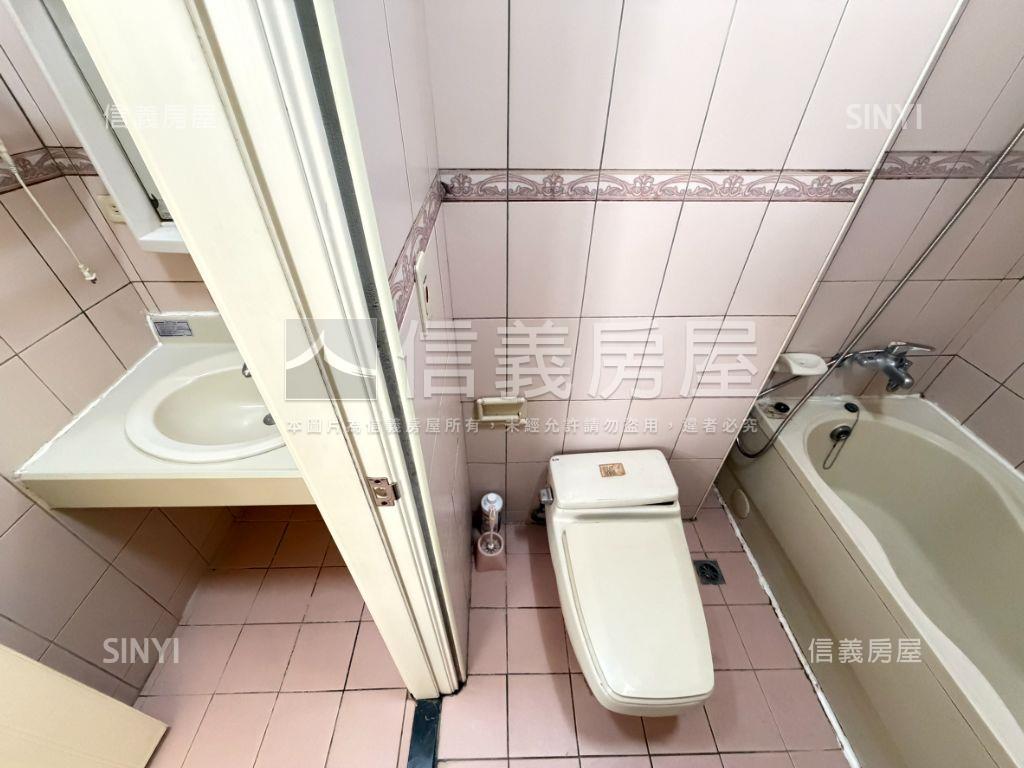 強！中央公園震後三房平車房屋室內格局與周邊環境