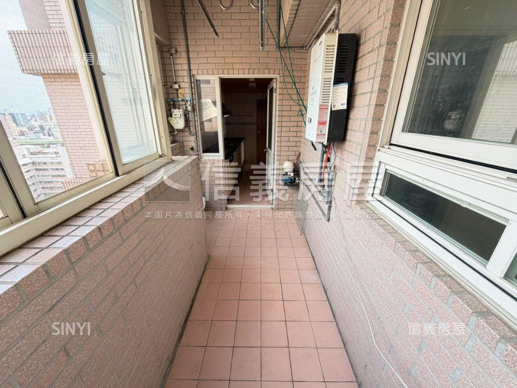 強！中央公園震後三房平車房屋室內格局與周邊環境