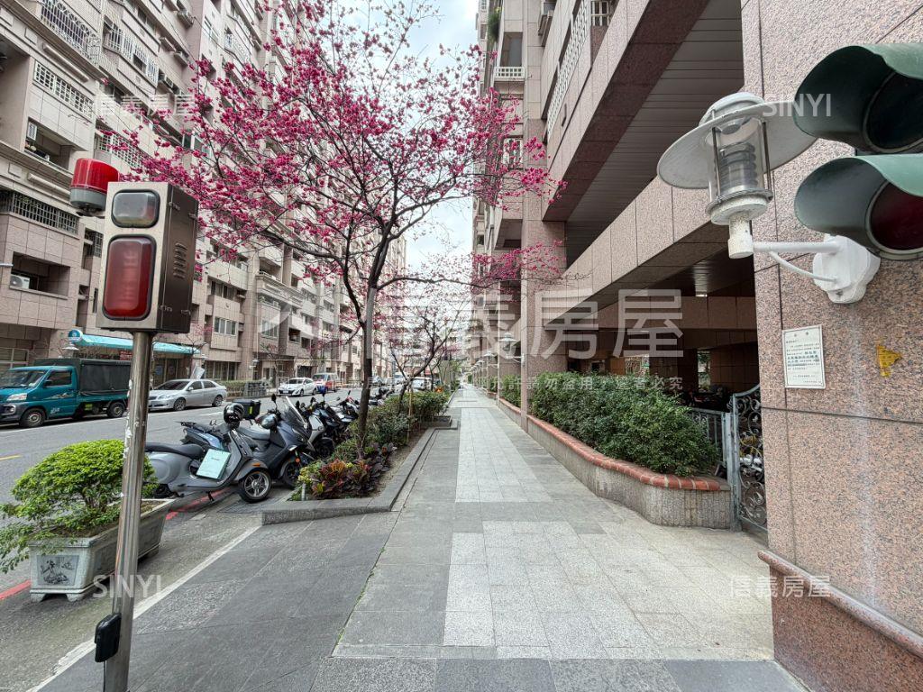 強！中央公園震後三房平車房屋室內格局與周邊環境