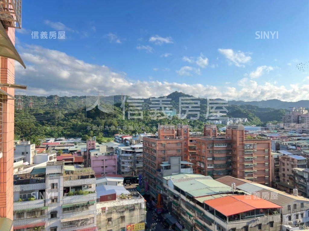 土城電梯２房◆遠眺山景房屋室內格局與周邊環境