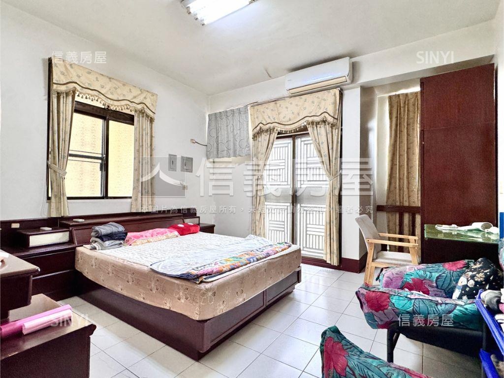 旗山市區有車庫透天房屋室內格局與周邊環境