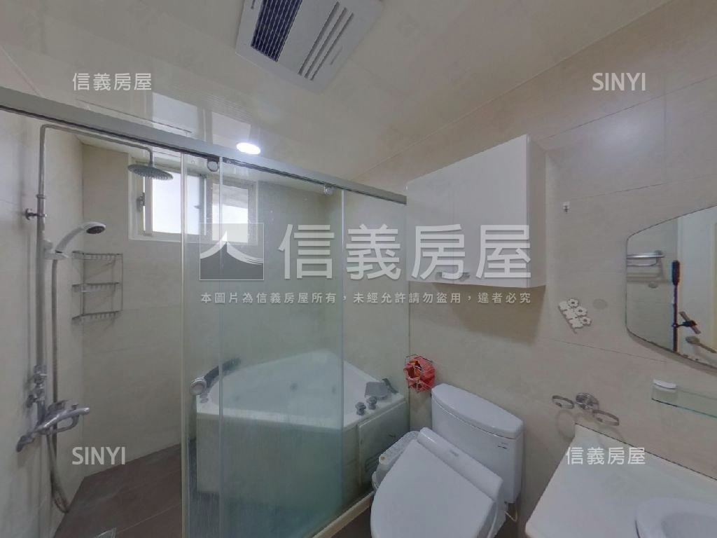 秀朗橋捷運邊間採光大四房房屋室內格局與周邊環境