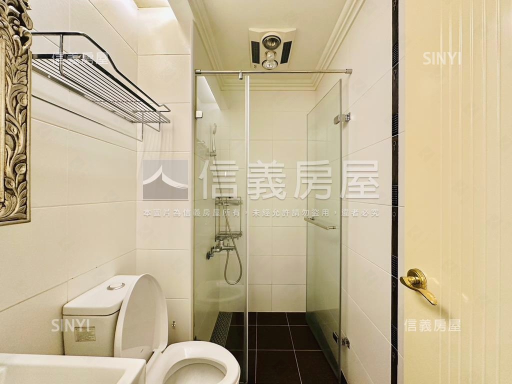 金富帝寶精美三房房屋室內格局與周邊環境