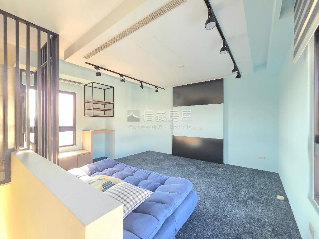 康橋《朗悅裝潢樹海別墅》房屋室內格局與周邊環境