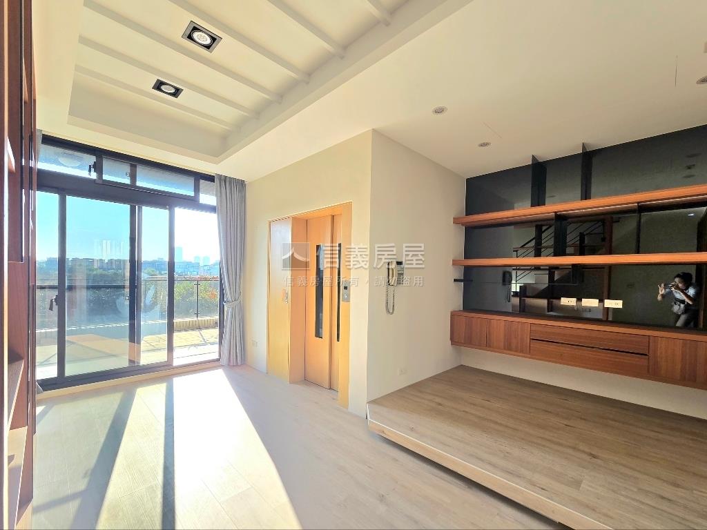 康橋《朗悅裝潢樹海別墅》房屋室內格局與周邊環境