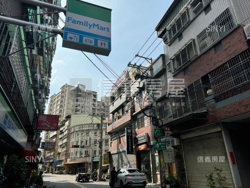 稀有Ｙ字角間大店面房屋室內格局與周邊環境