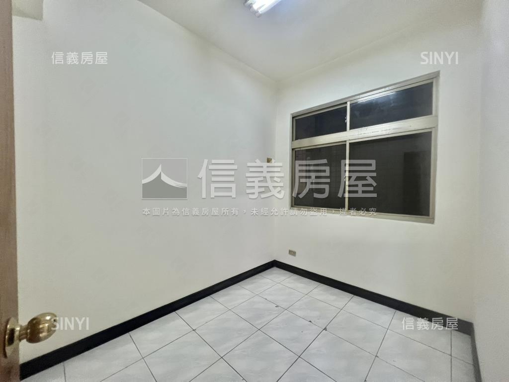 府中站新寶天第好成家三房房屋室內格局與周邊環境