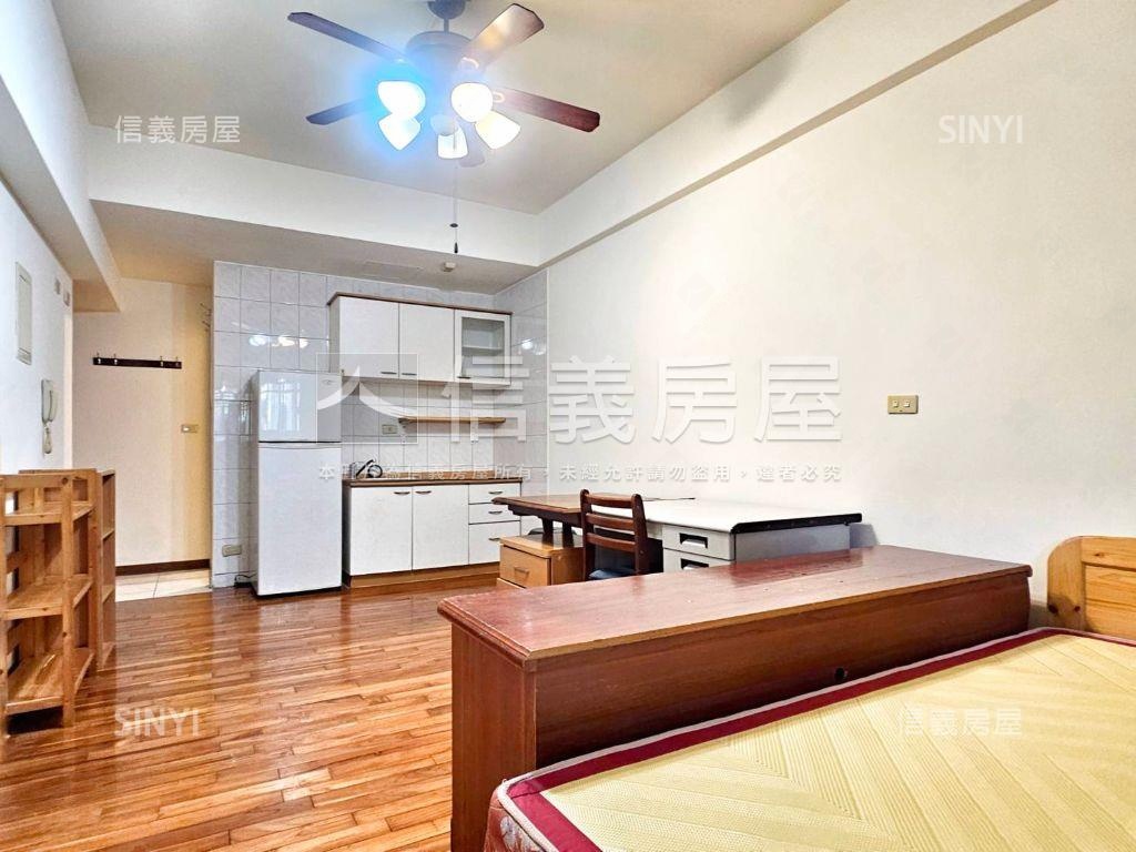 摩天３１首購大空間房屋室內格局與周邊環境