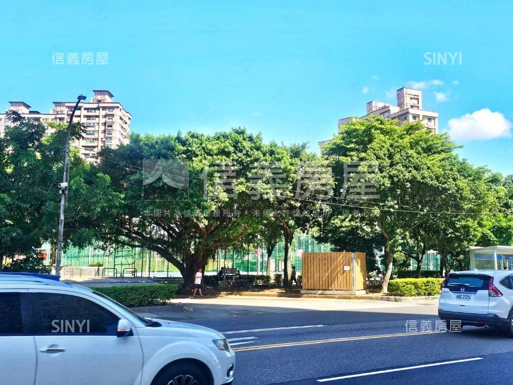 摩天３１首購大空間房屋室內格局與周邊環境