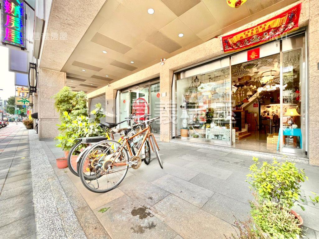 重慶北路三段金店面房屋室內格局與周邊環境