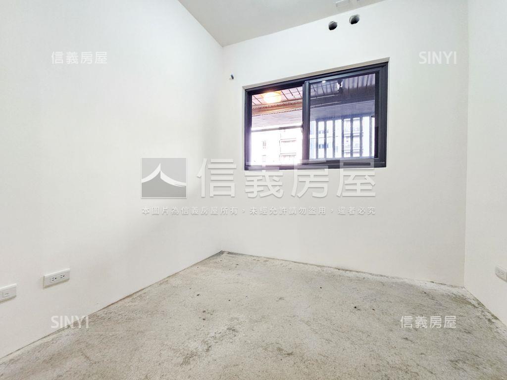 鵬躍序景觀３房車位房屋室內格局與周邊環境