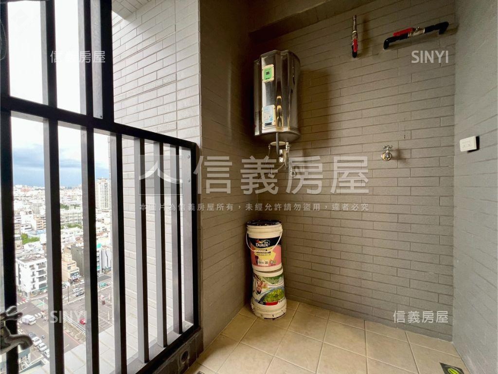 市政裝潢大房有車位房屋室內格局與周邊環境