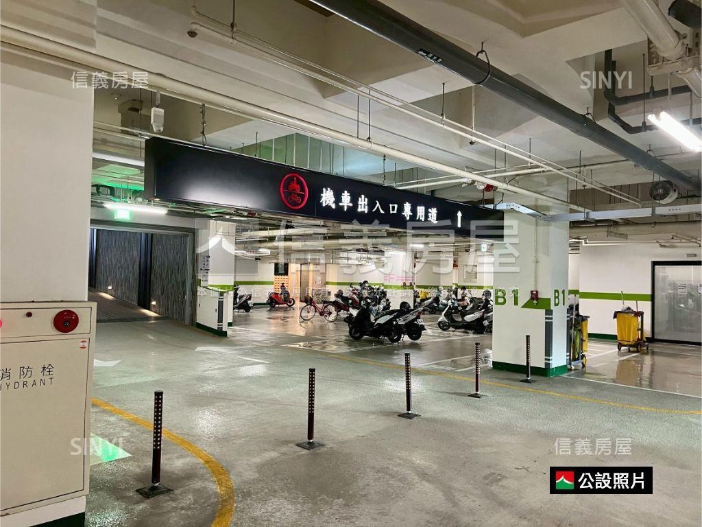 市政裝潢大房有車位房屋室內格局與周邊環境