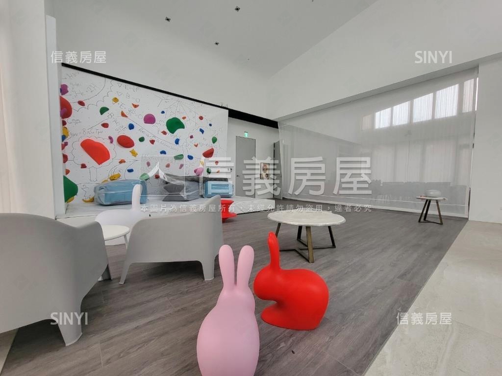 蜜之地。三房平車露臺戶房屋室內格局與周邊環境