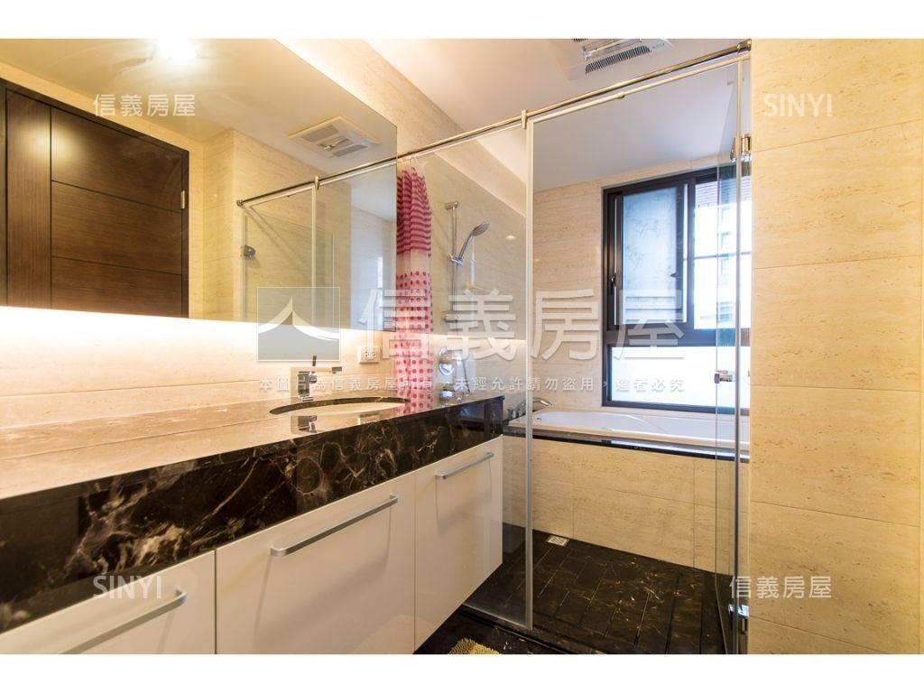 元城文華苑裝潢三房平車房屋室內格局與周邊環境