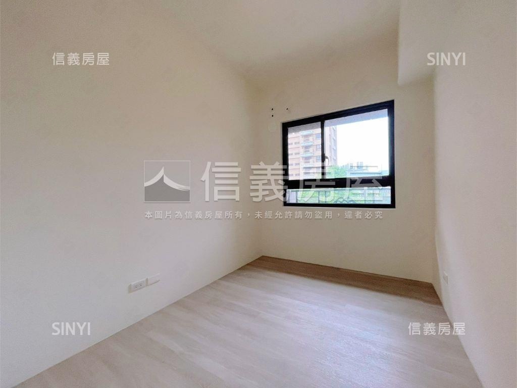 長堤凰澄露臺三房車位房屋室內格局與周邊環境