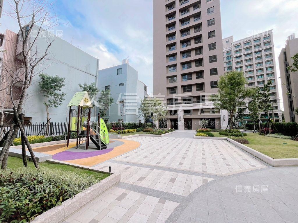 長堤凰澄露臺三房車位房屋室內格局與周邊環境