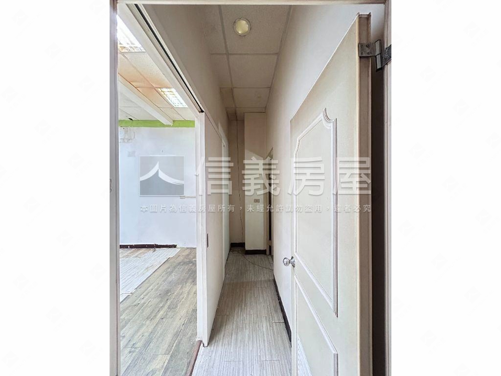 中壢後站低總價店面車位房屋室內格局與周邊環境