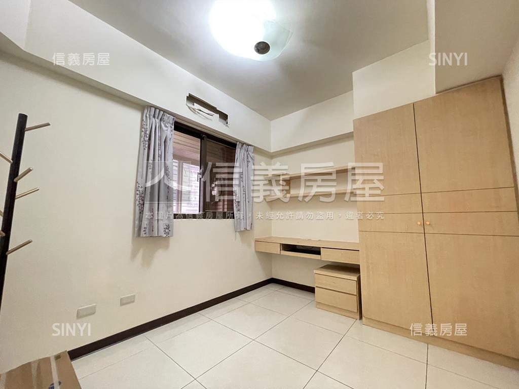 人見仁愛採光美三房含車位房屋室內格局與周邊環境