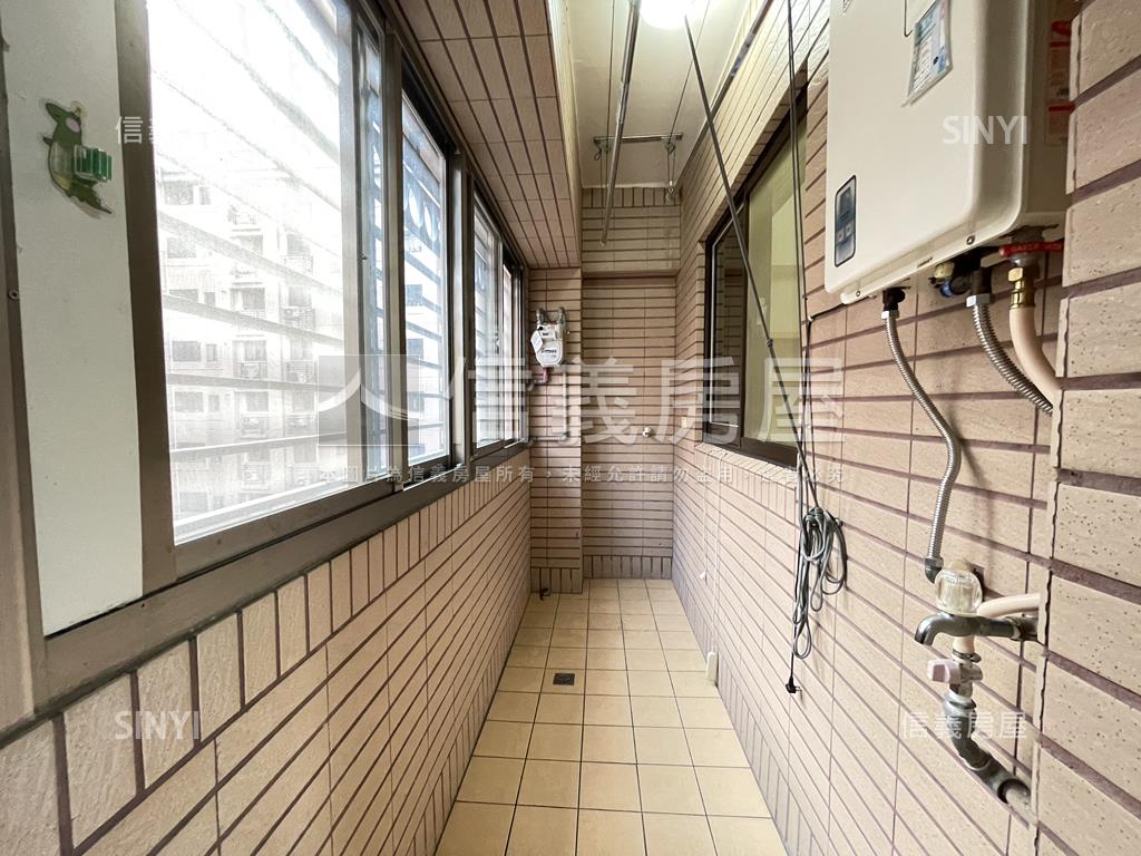 人見仁愛採光美三房含車位房屋室內格局與周邊環境