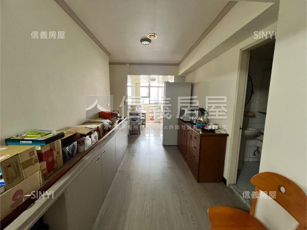 【專任】富錦街面公園三房房屋室內格局與周邊環境