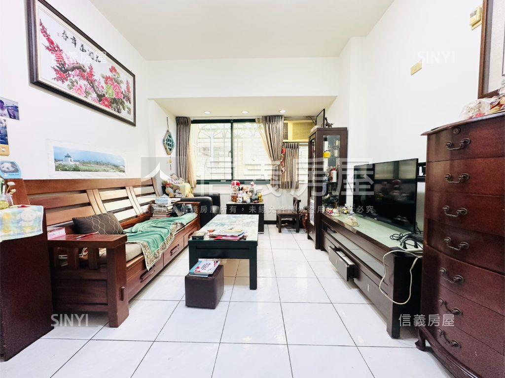 新和邊間三房房屋室內格局與周邊環境