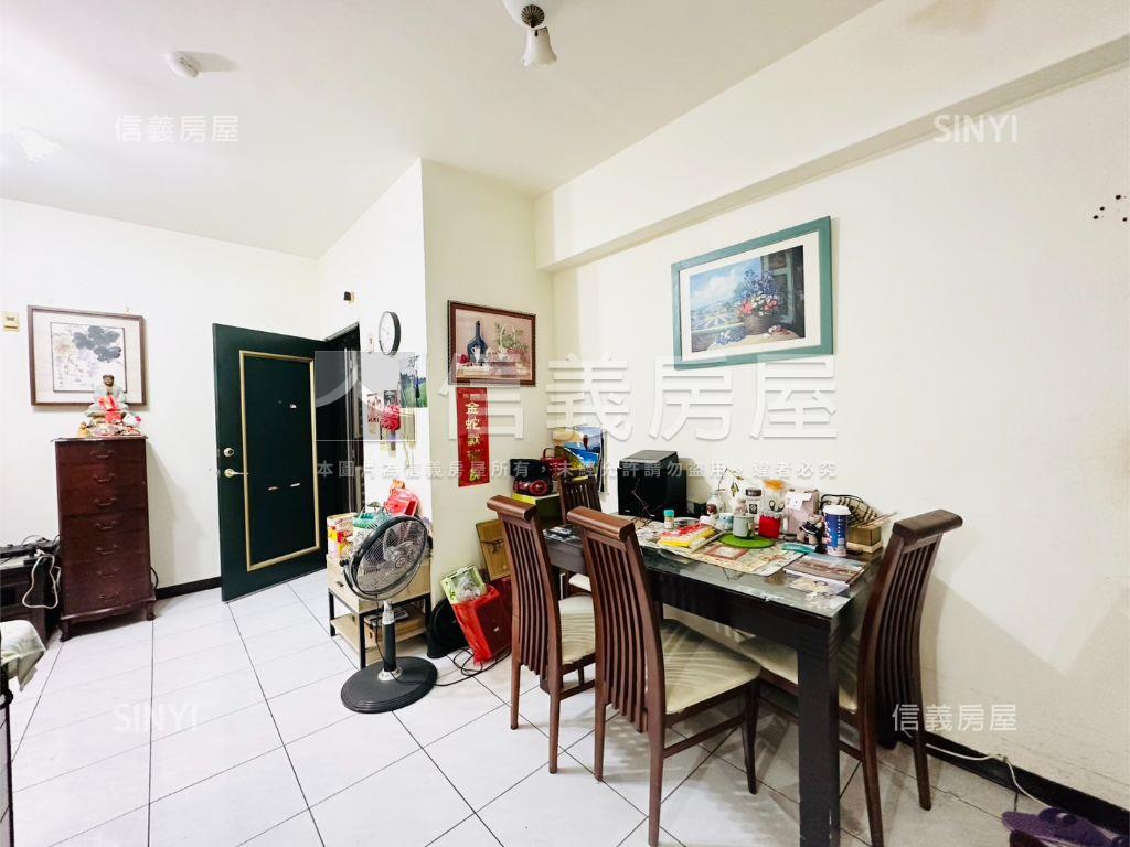 新和邊間三房房屋室內格局與周邊環境