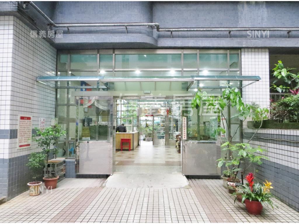 新和邊間三房房屋室內格局與周邊環境